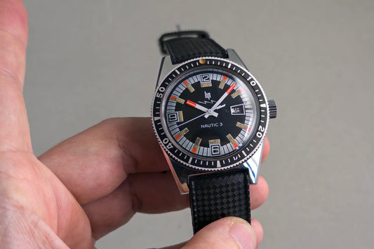 Lip Nautic 3 Diver Electronic r184 lumeville vintage watch