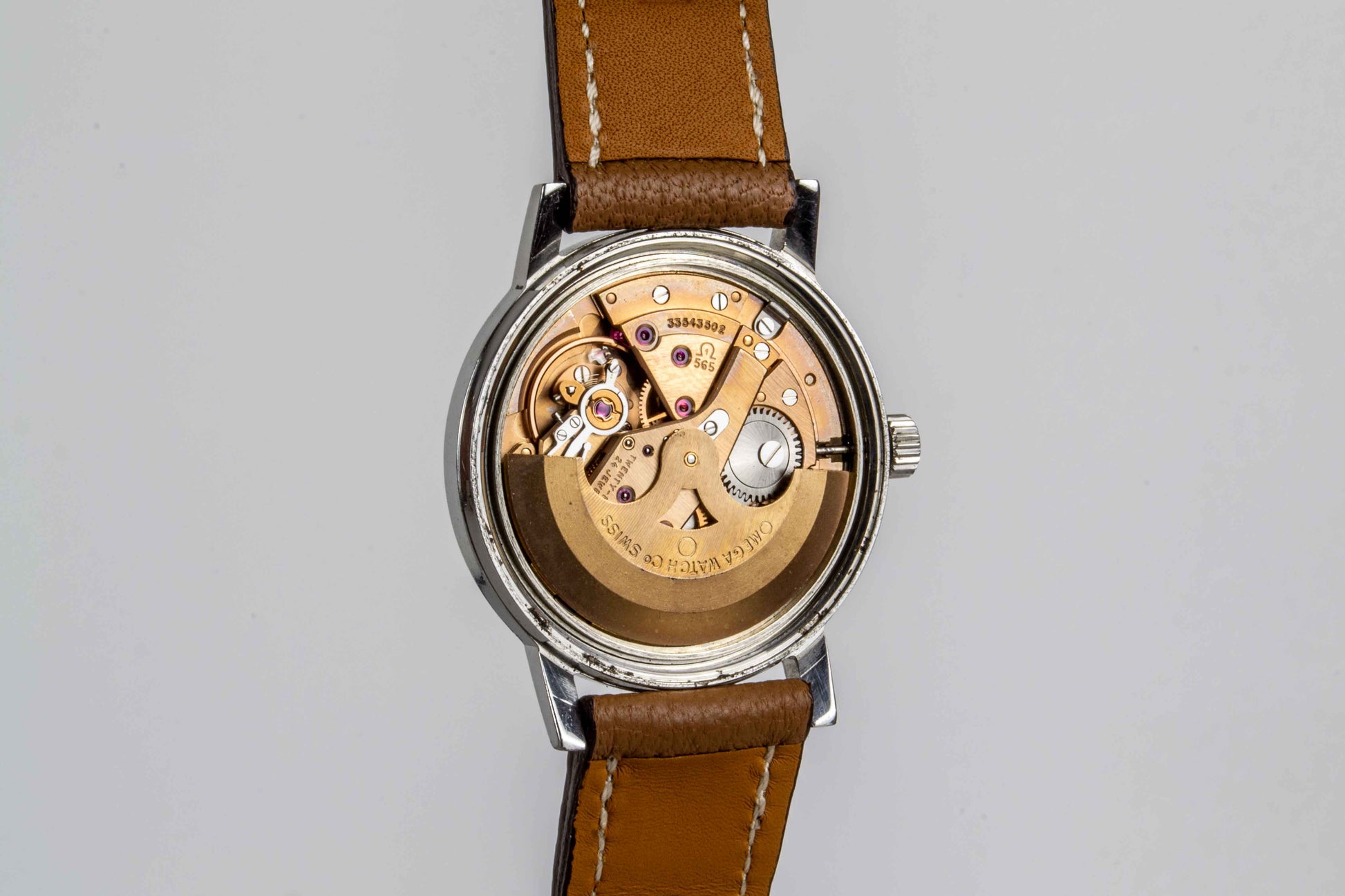 Omega Genève 166.070 lumeville montre vintage