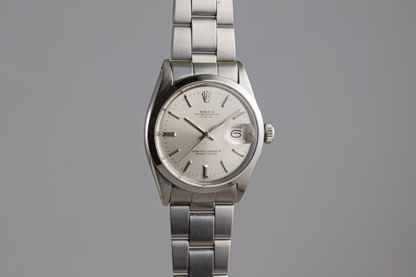Rolex Oyster Perpetual Date 1500 1570 lumeville montre vintage