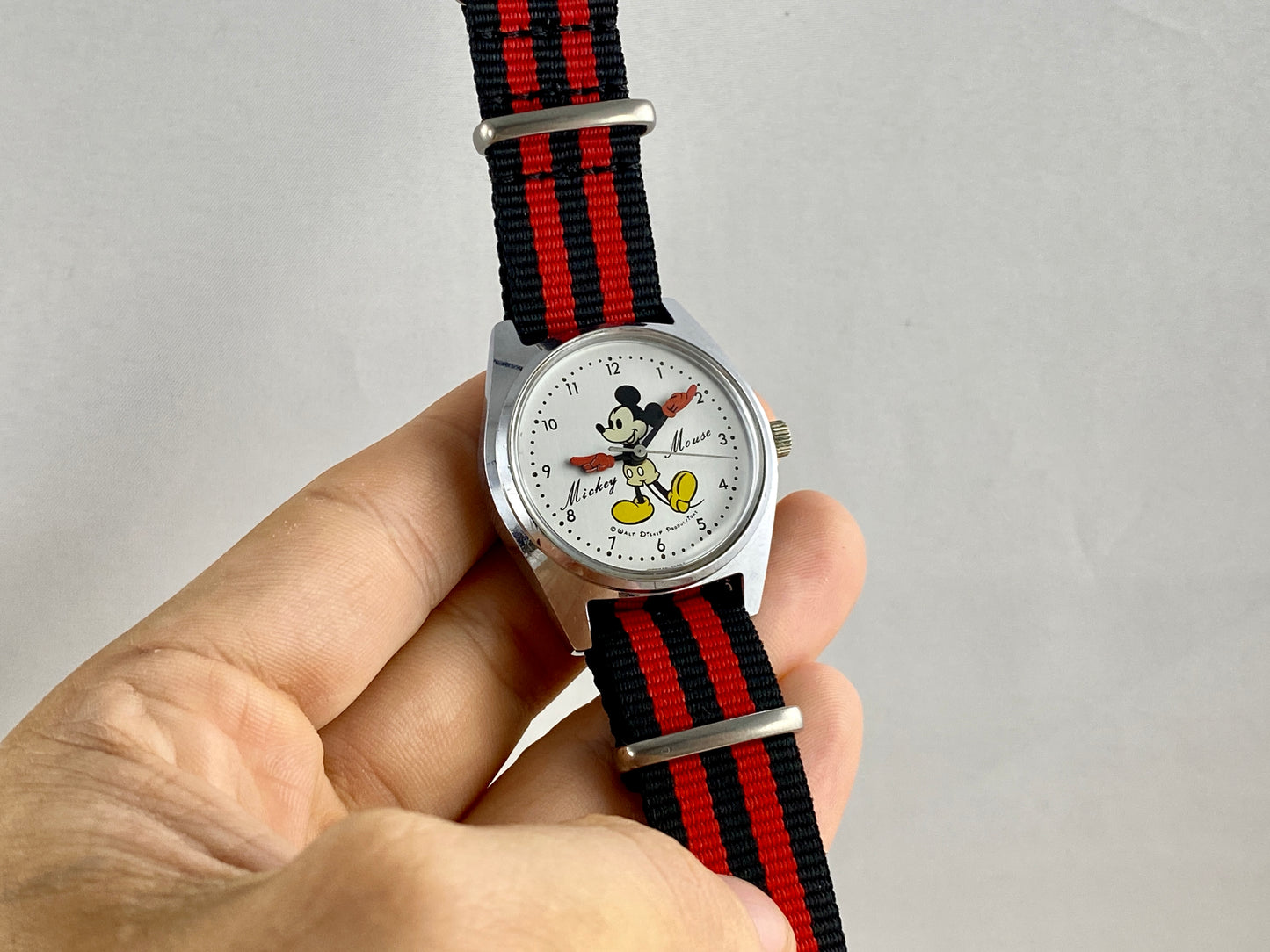 montre seiko mickey 5000-7000 LumeVille montre vintage