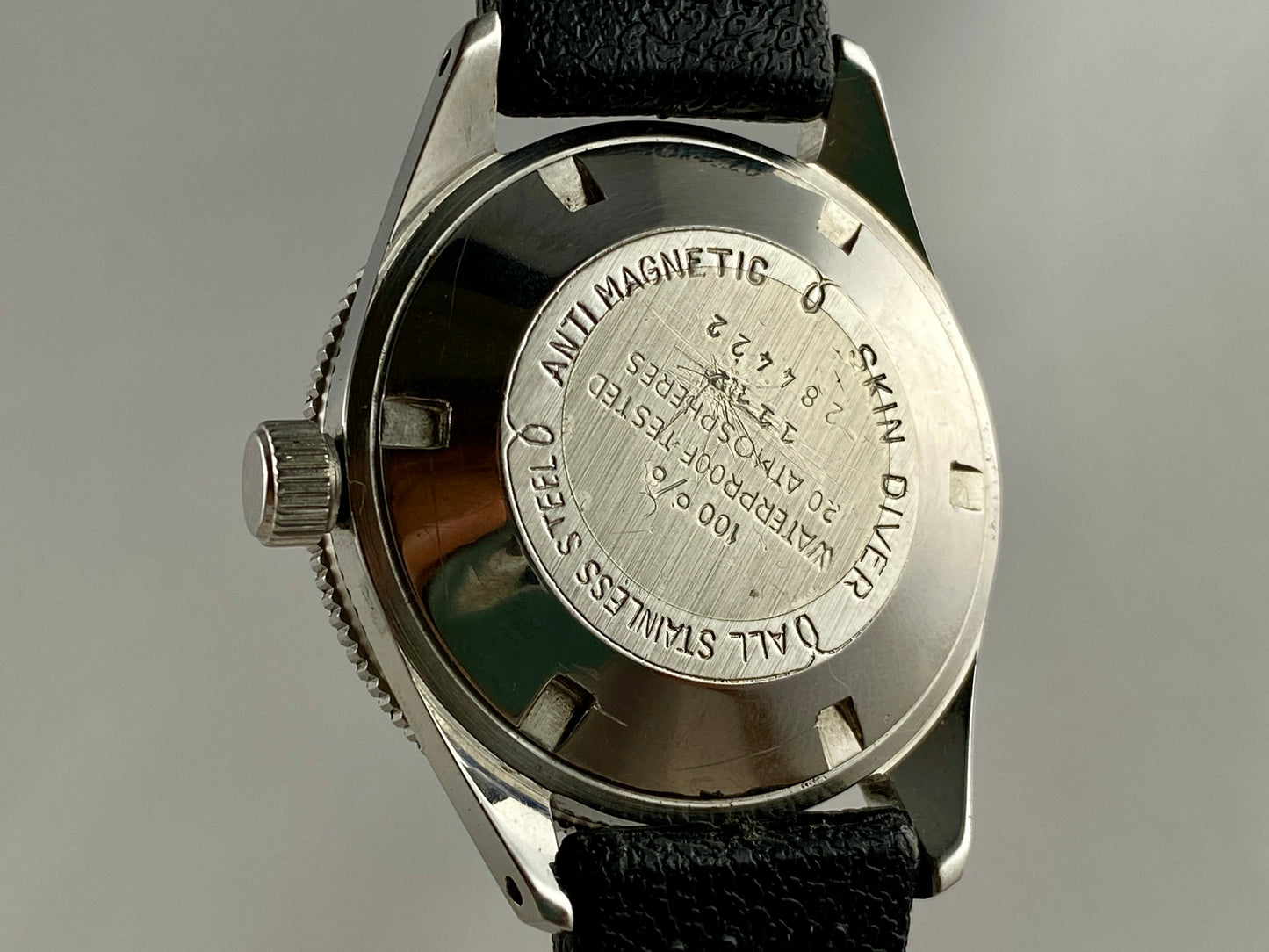 electra skin diver LumeVille montre vintage