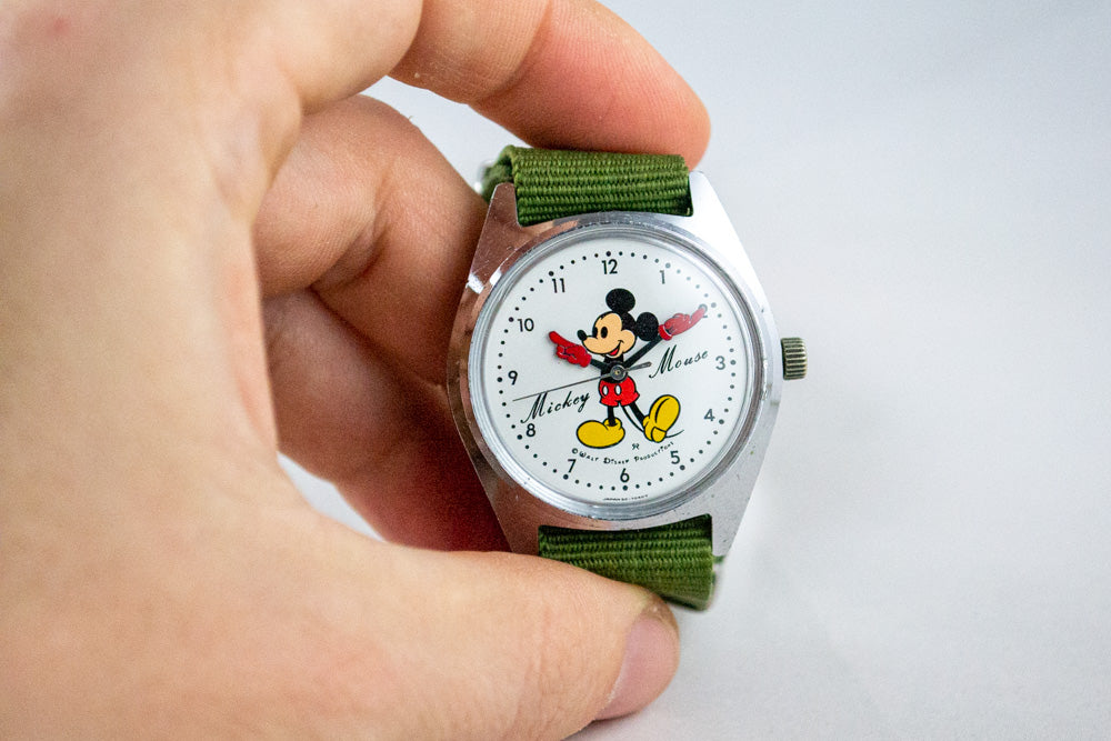 lumeville montre vintage Seiko 5000-7000 mickey mouse walt disney