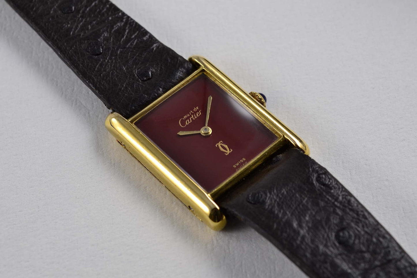 Must de Cartier Tank Homme Mécanique Lie-de-vin bordeaux lumeville montre vintage