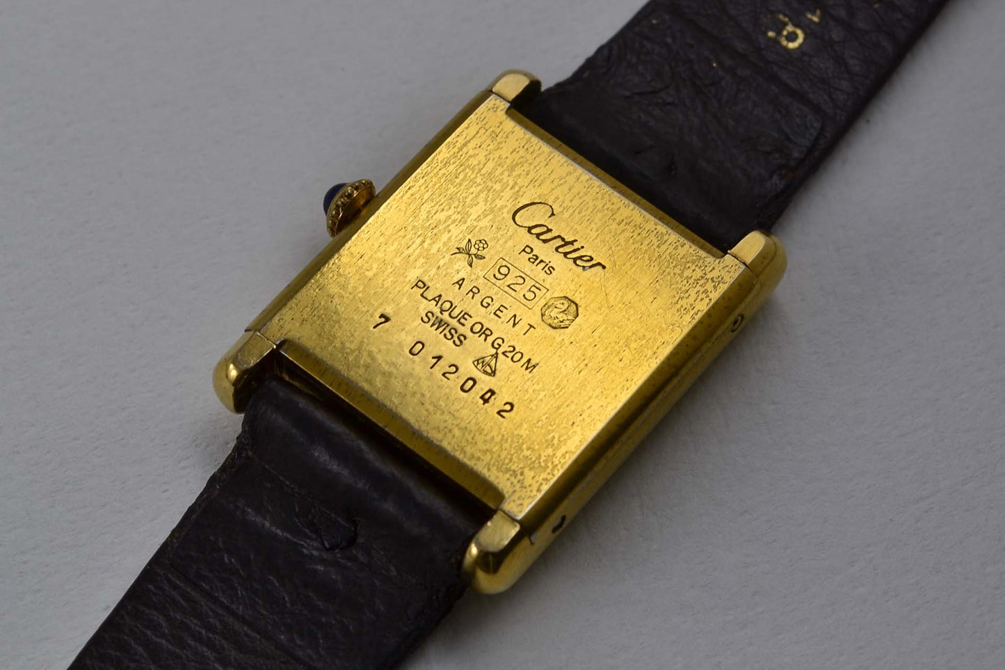 Must de Cartier Tank Homme Mécanique Lie-de-vin bordeaux lumeville montre vintage