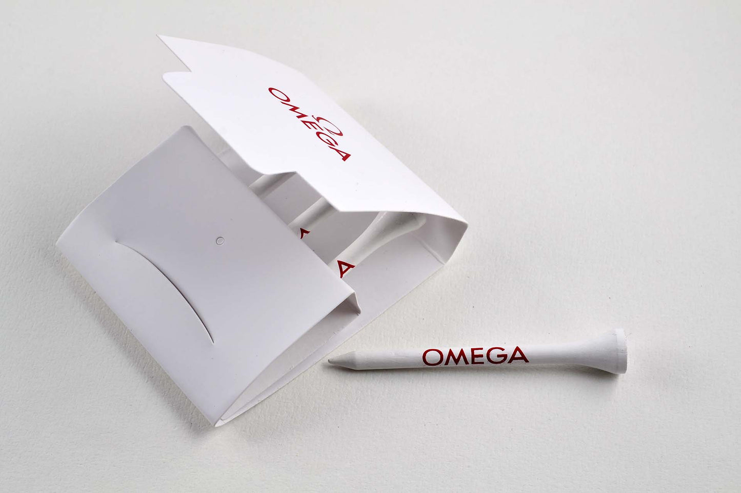 Omega Golf Tees chevilles lumeville horloger montre