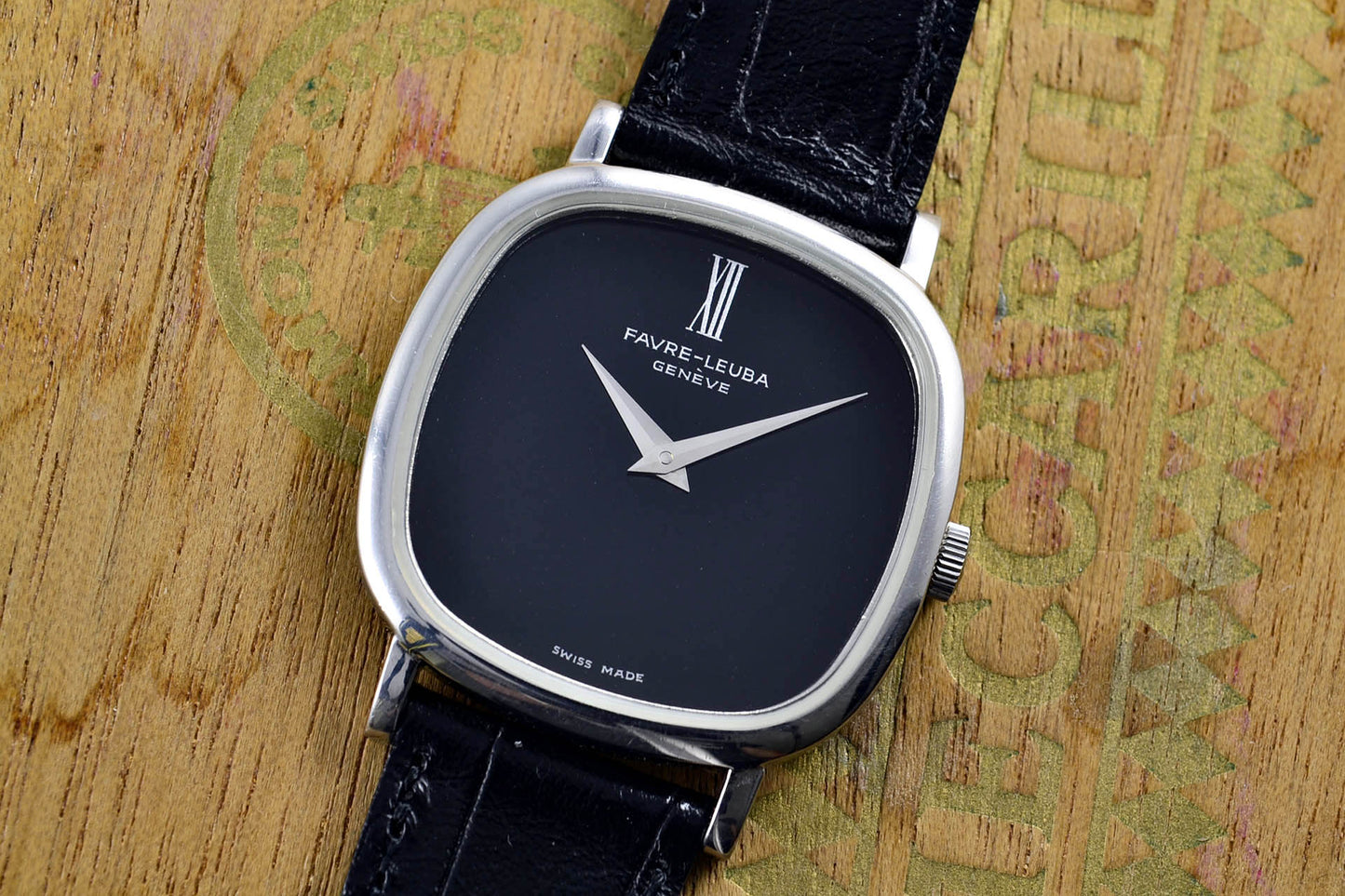 montre vintage lumeville peseux 7001 Favre-Leuba cadran noir laqué