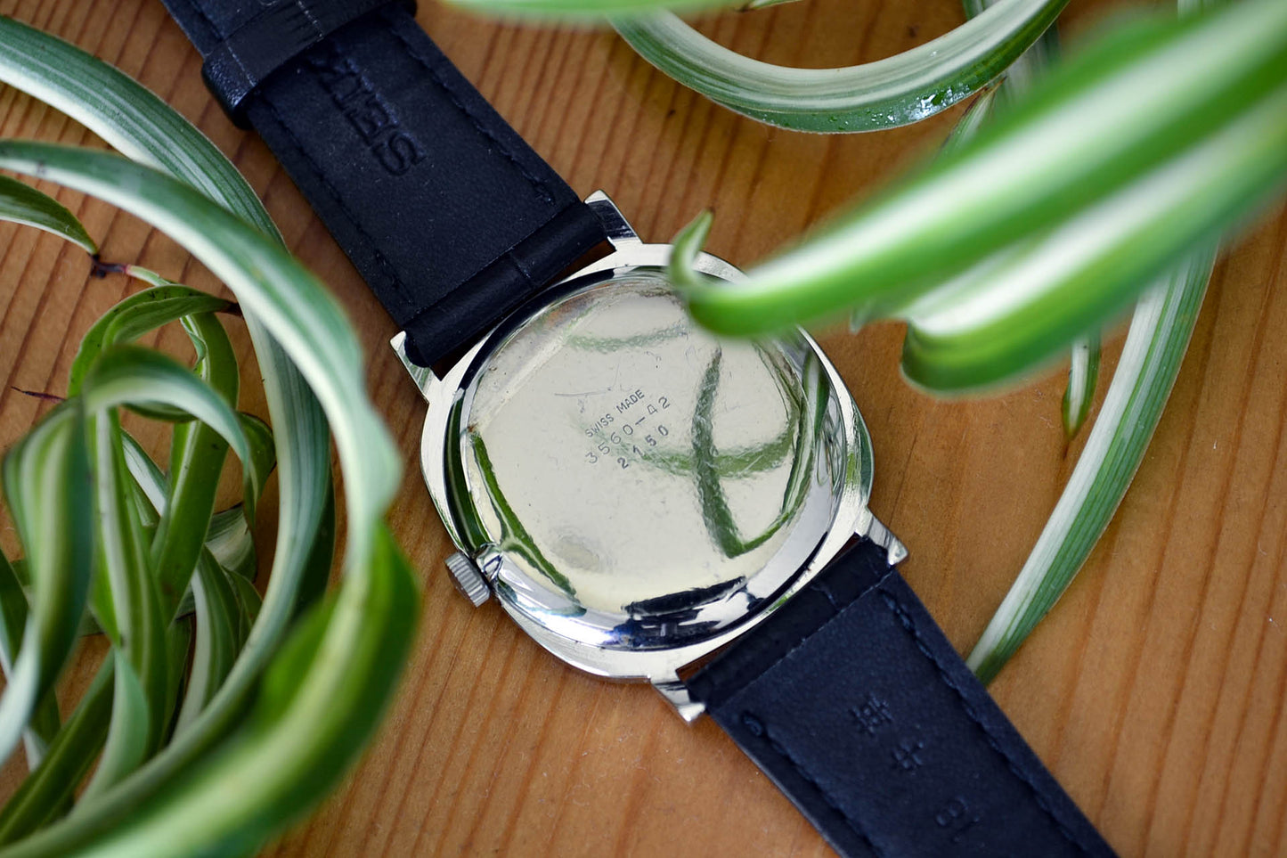 montre vintage lumeville peseux 7001 Favre-Leuba cadran noir laqué