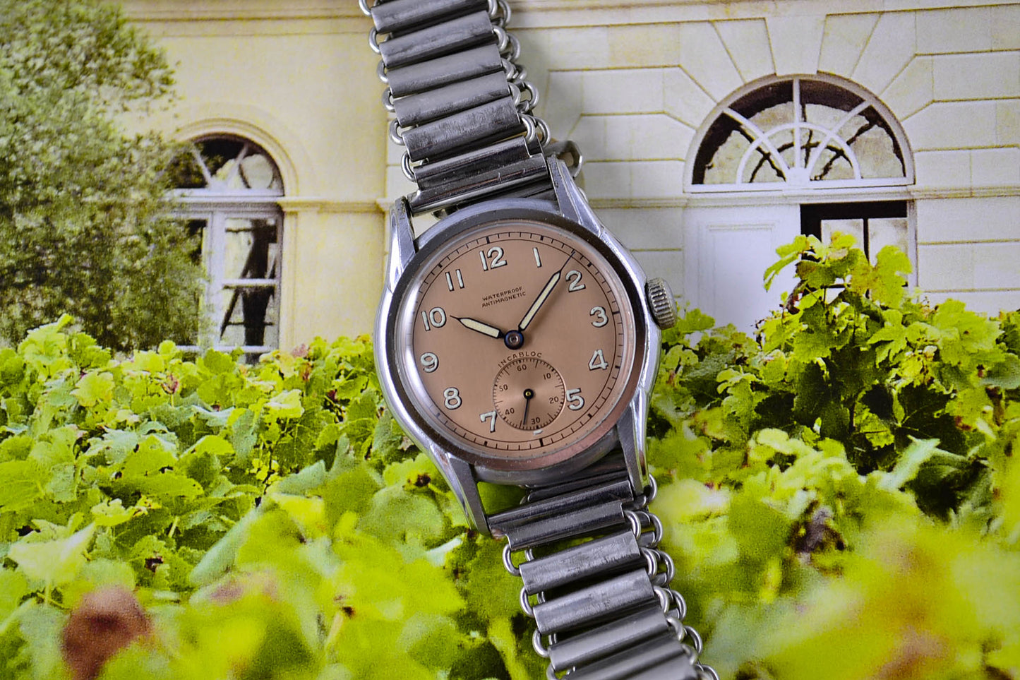 Montre vintage Anonyme Cadran Saumon vers 1940 lumeville