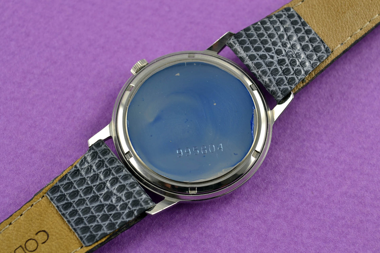 montre vintage lumeville Zenith Cadran Crosshair gris brossé