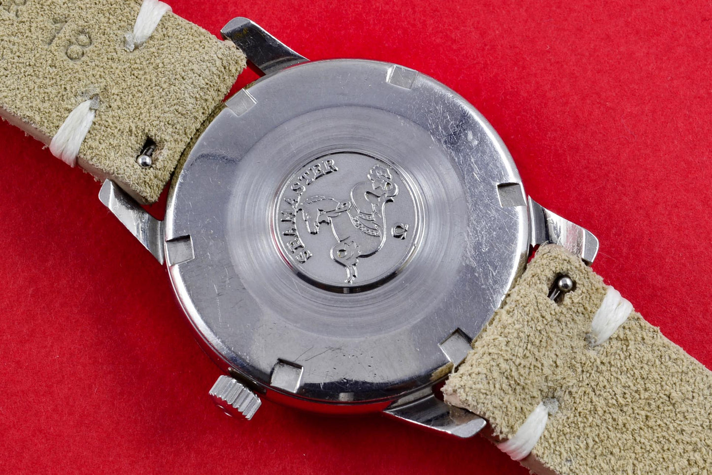 lumeville montre vintage Omega Seamaster 166.011