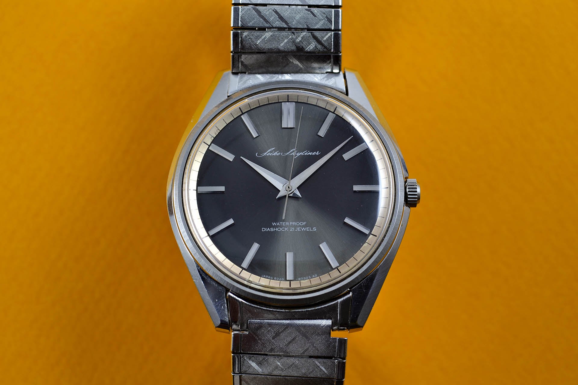 lumeville montre vintage Seiko Skyliner Gris Ardoise 6220-8010