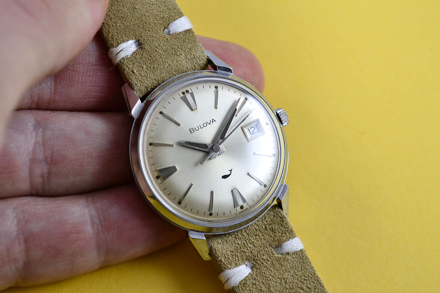 Bulova Sea King Baleine 1969 lumeville montre vintage