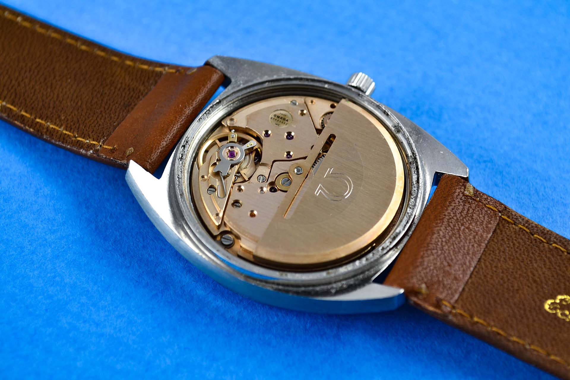 Omega Constellation C Shape 168.0056 lumeville montre vintage