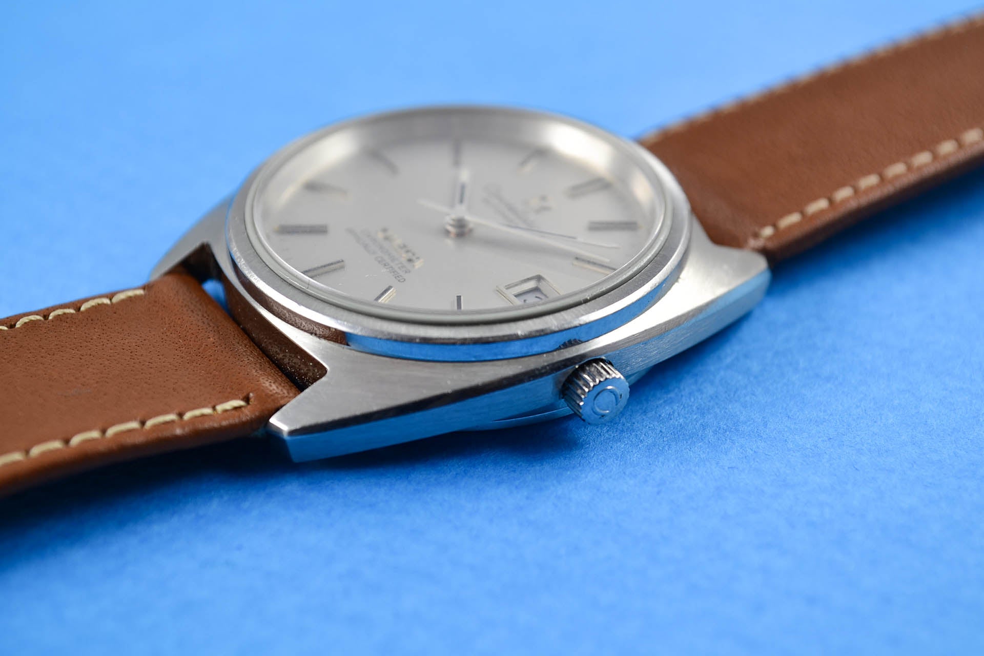 Omega Constellation C Shape 168.0056 lumeville montre vintage