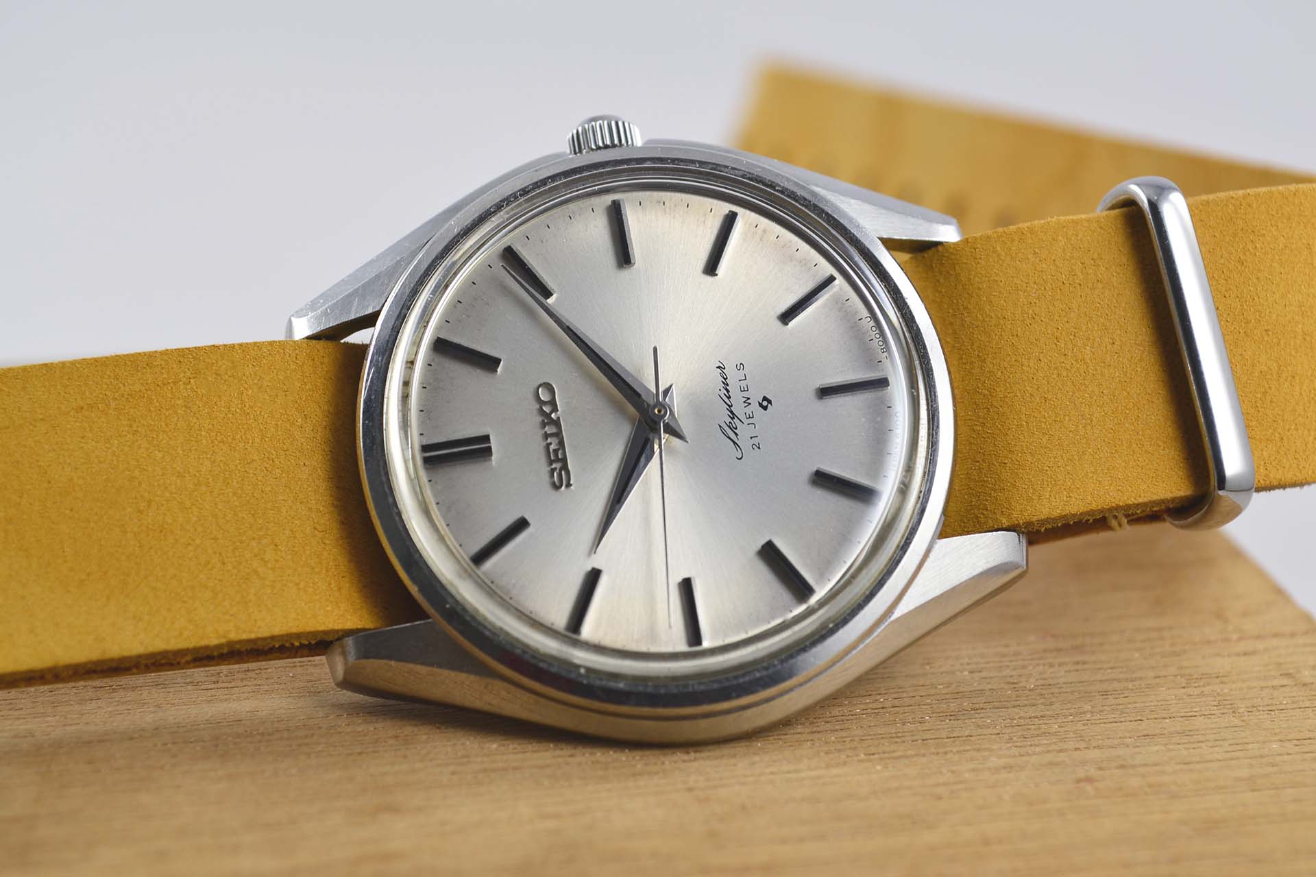 Seiko Skyliner 6100-8000 de septembre 1971 - LumeVille