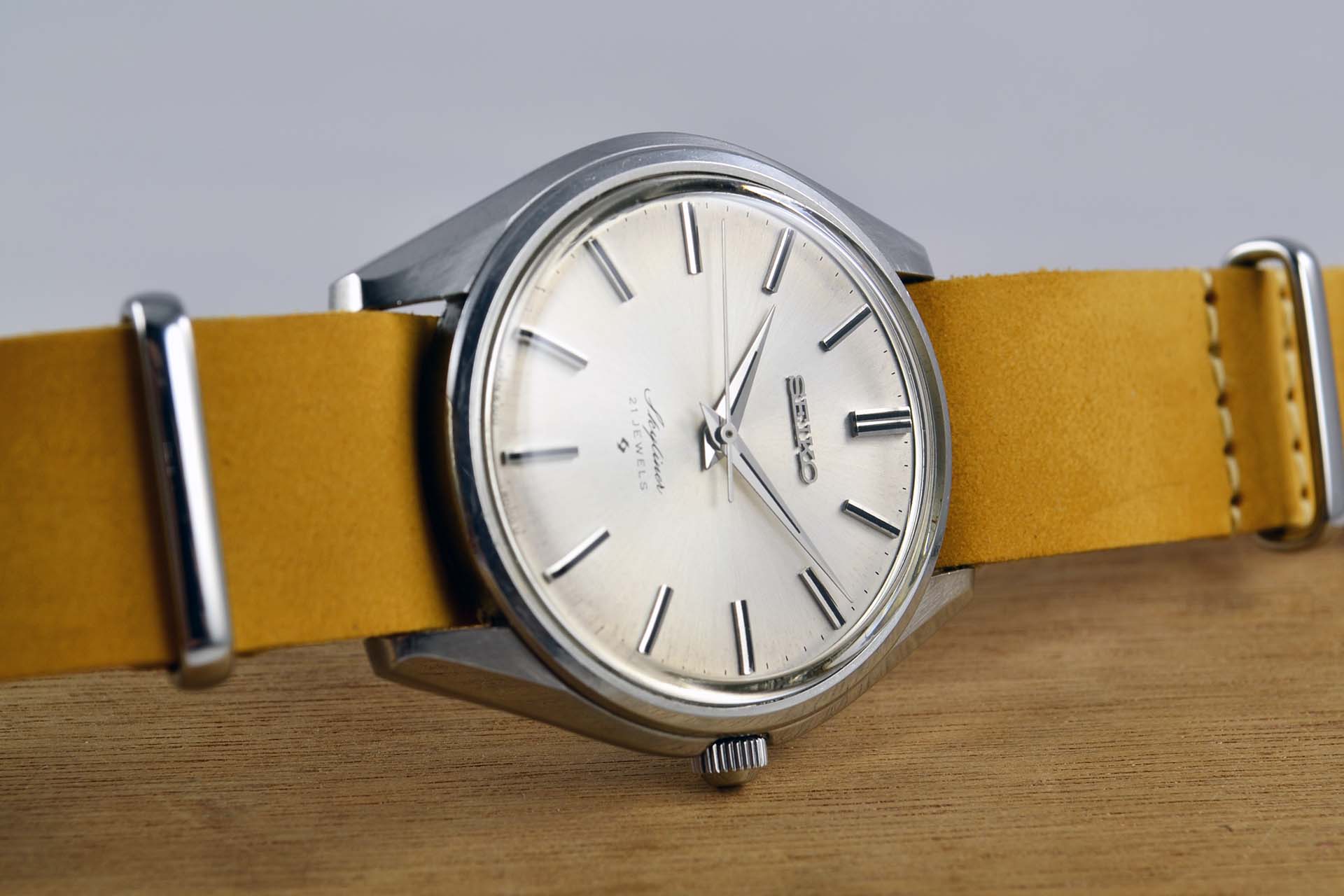 Seiko Skyliner 6100-8000 de septembre 1971 - LumeVille
