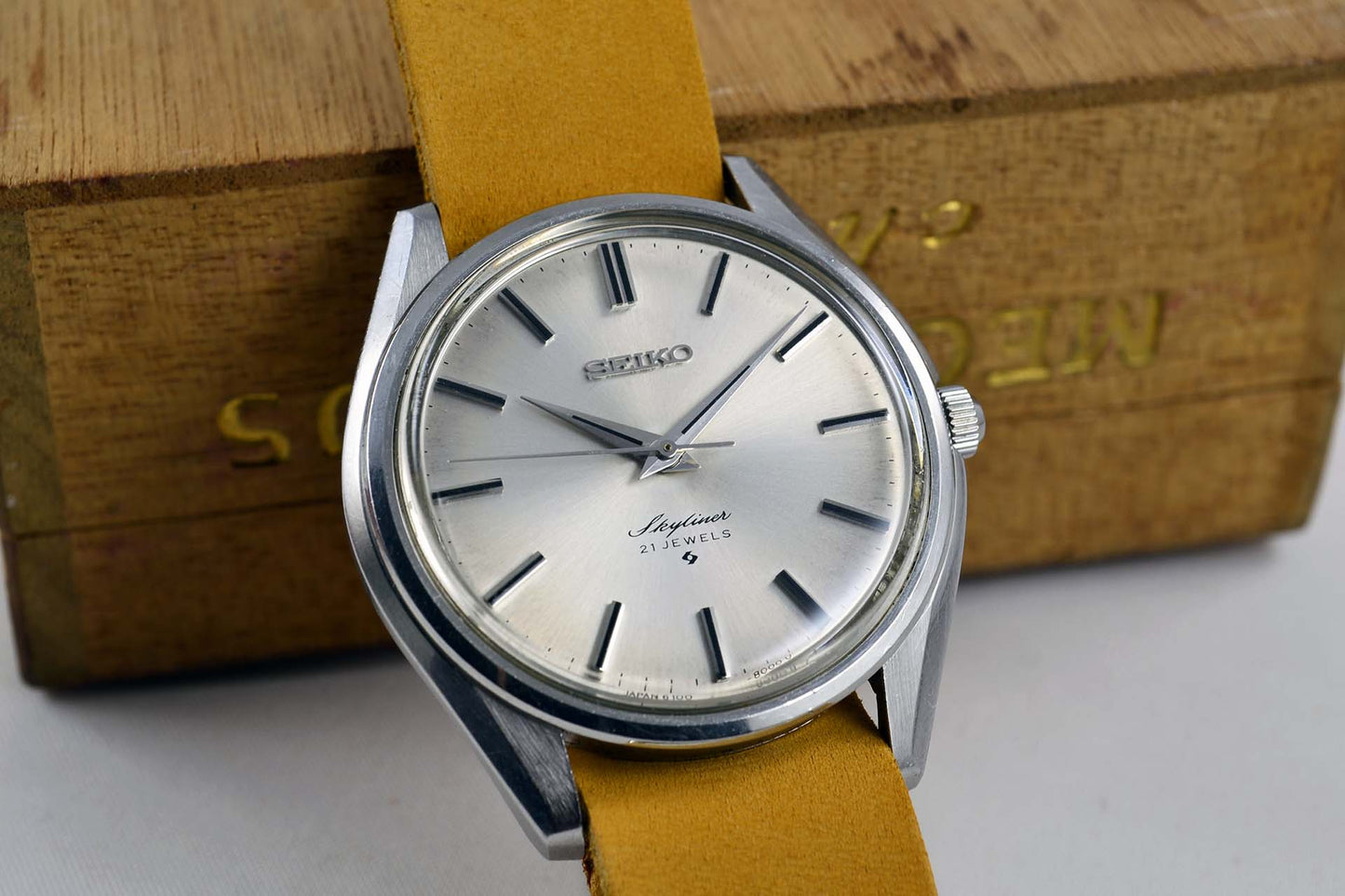 Seiko Skyliner 6100-8000 de septembre 1971 - LumeVille