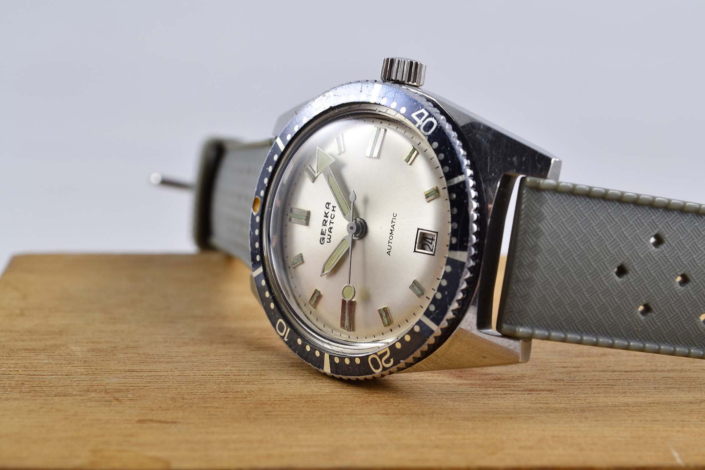 Gerka Skin Diver vers 1970 - LumeVille