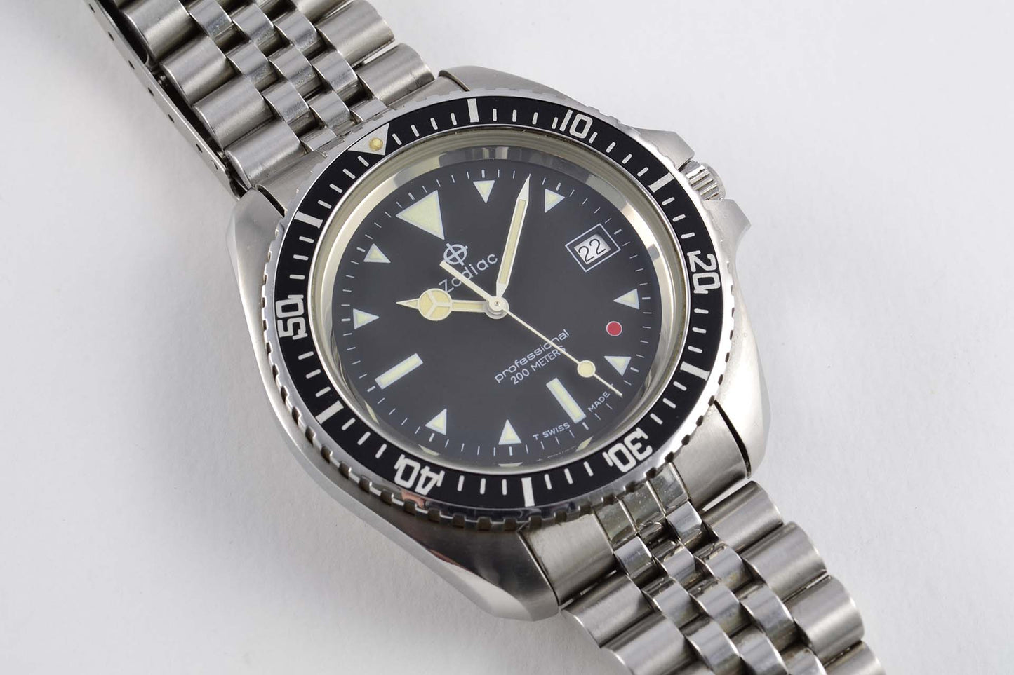 Zodiac Diver Red Dot Jumbo circa 1990 - LumeVille