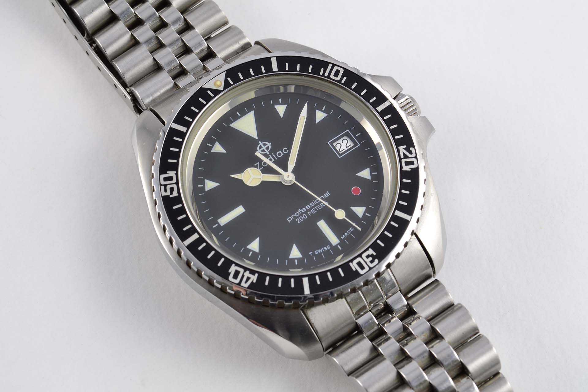 Zodiac Diver Red Dot Jumbo circa 1990 - LumeVille