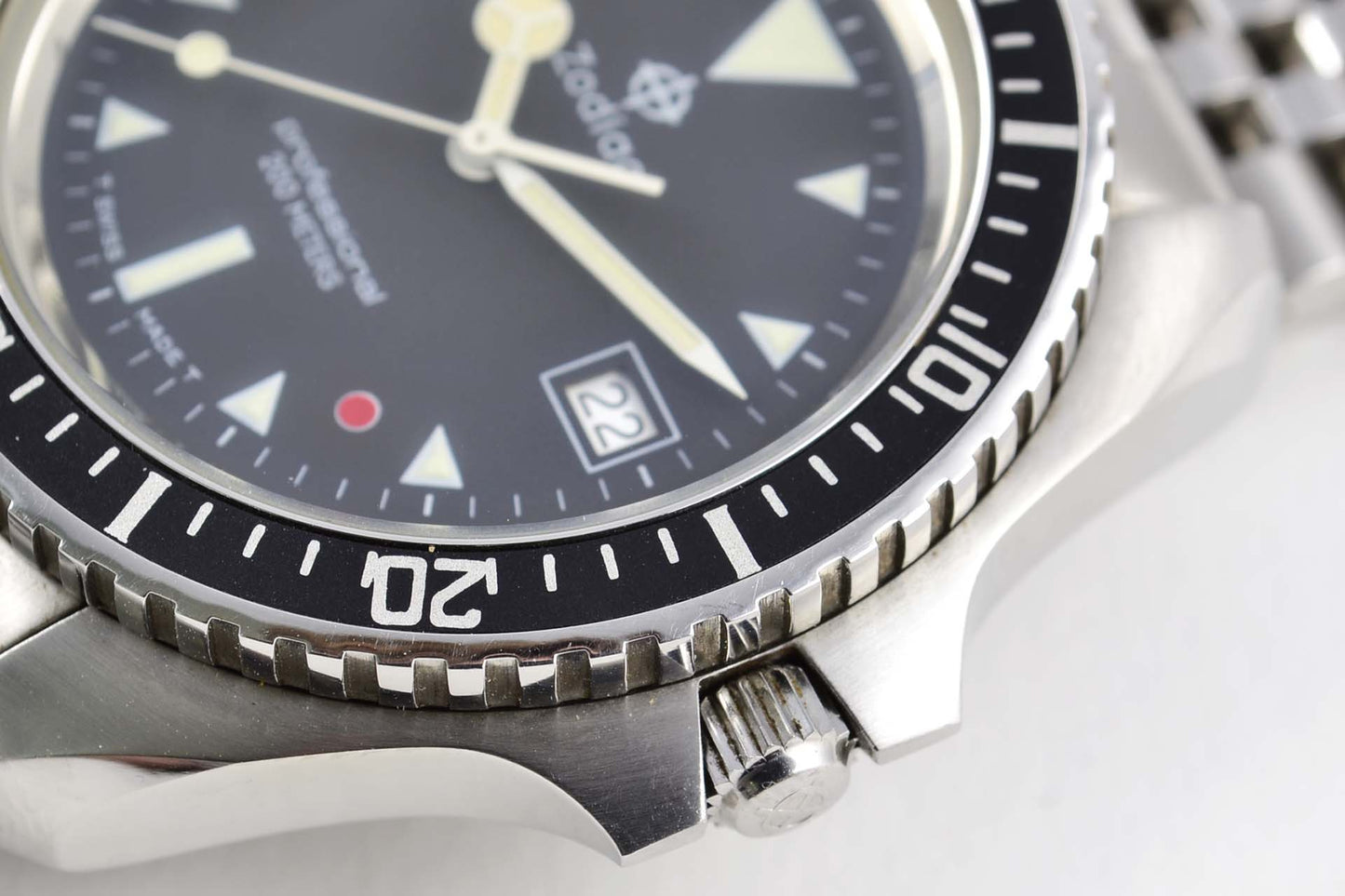 Zodiac Diver Red Dot Jumbo circa 1990 - LumeVille