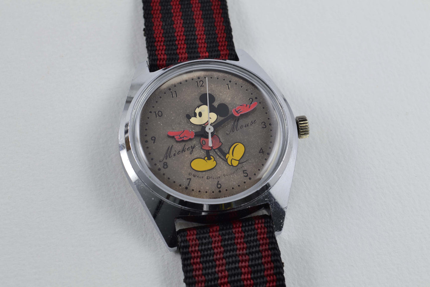 Seiko Mickey Mouse Walt Disney "Patina" circa 1970 - LumeVille
