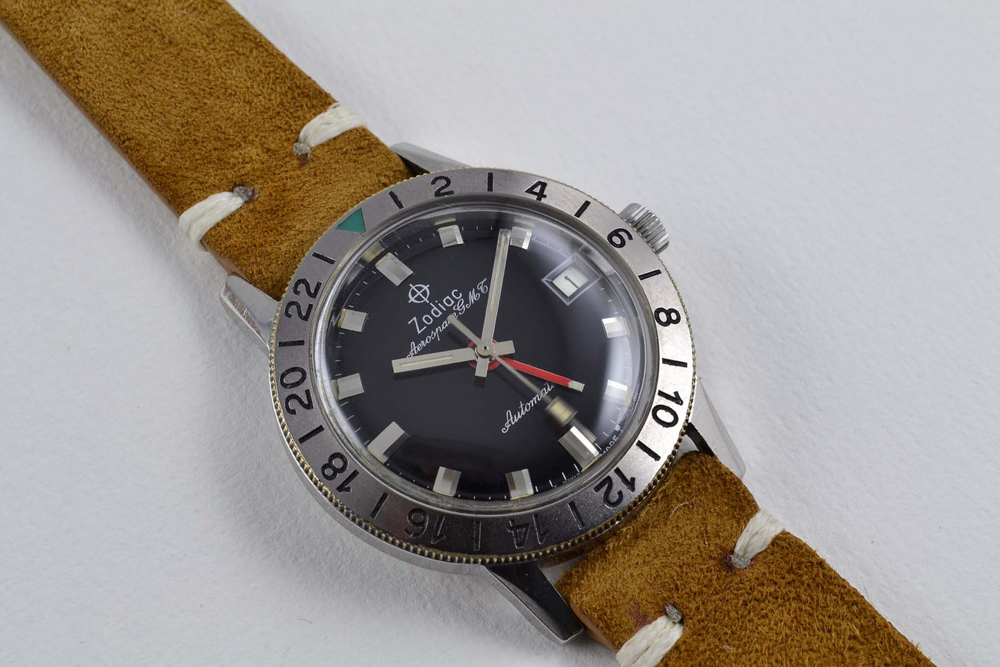 Zodiac Aerospace GMT circa 1960 - LumeVille