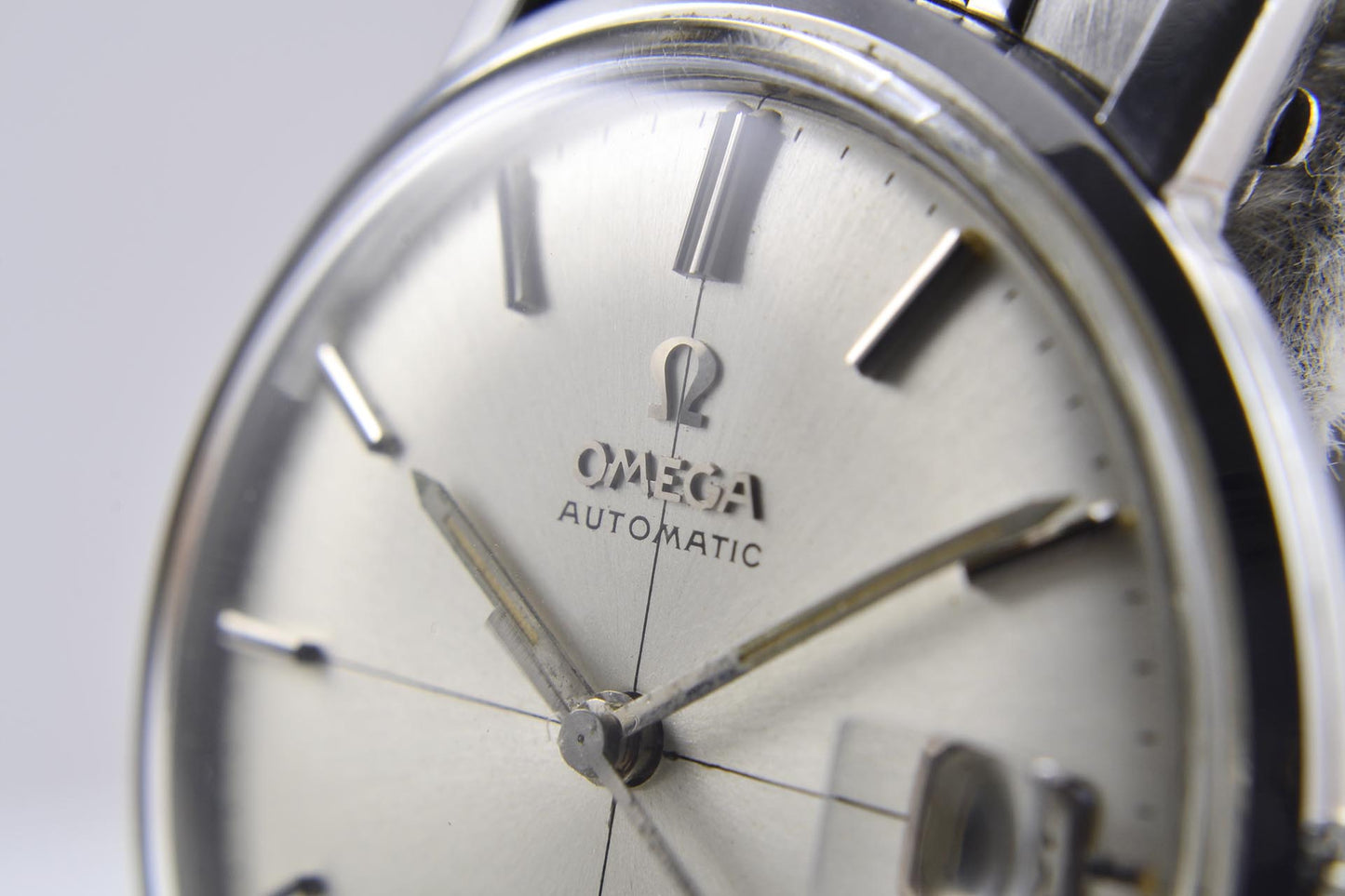 Omega Seamaster Deville CrossHair 166.020 circa 1960 - LumeVille