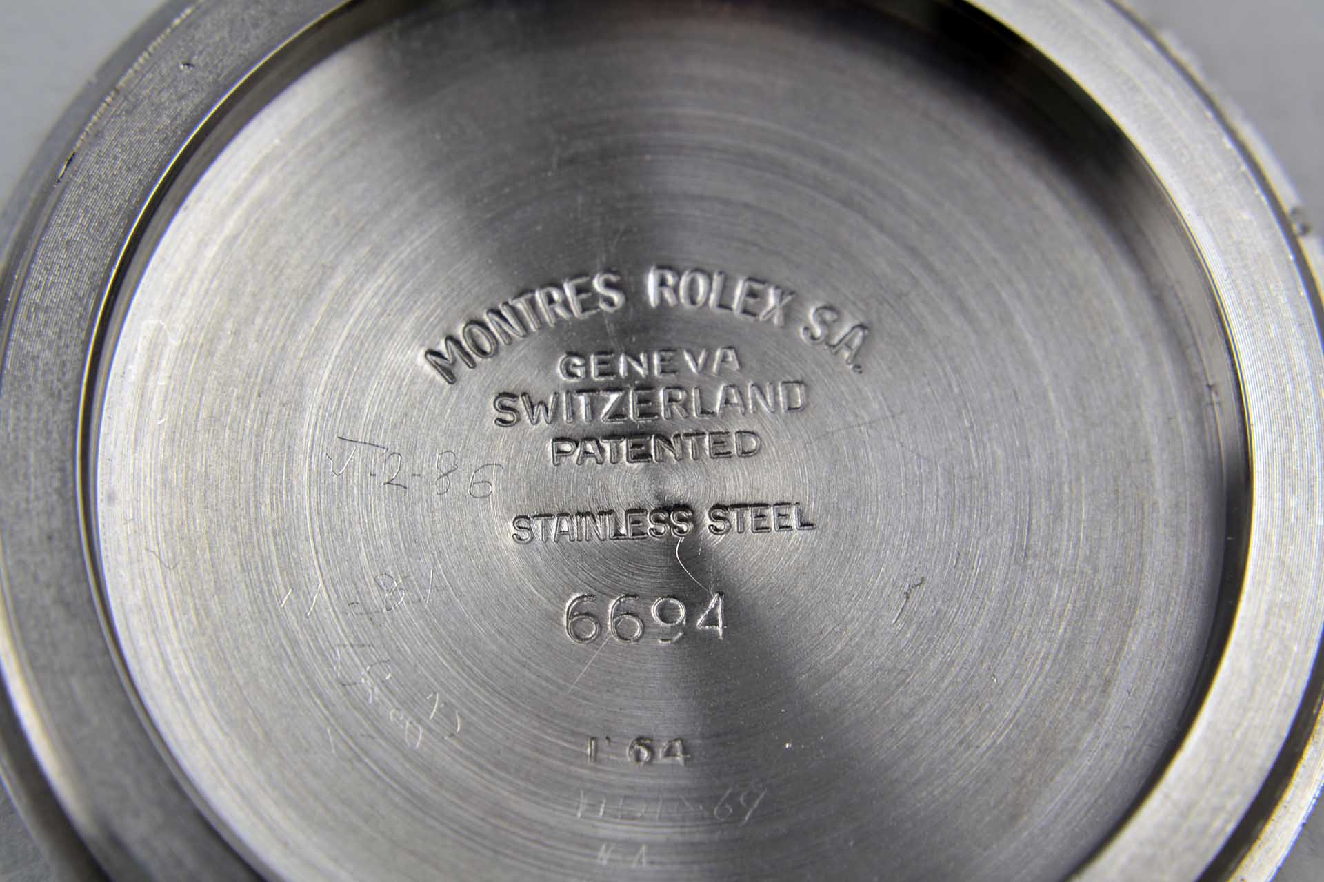 Rolex 6694 Champagne Dial 1972 - LumeVille
