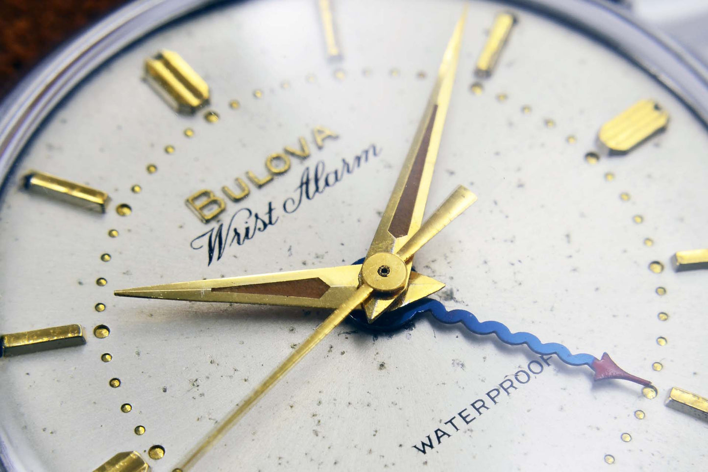 Bulova Wrist Alarm de 1960 - LumeVille