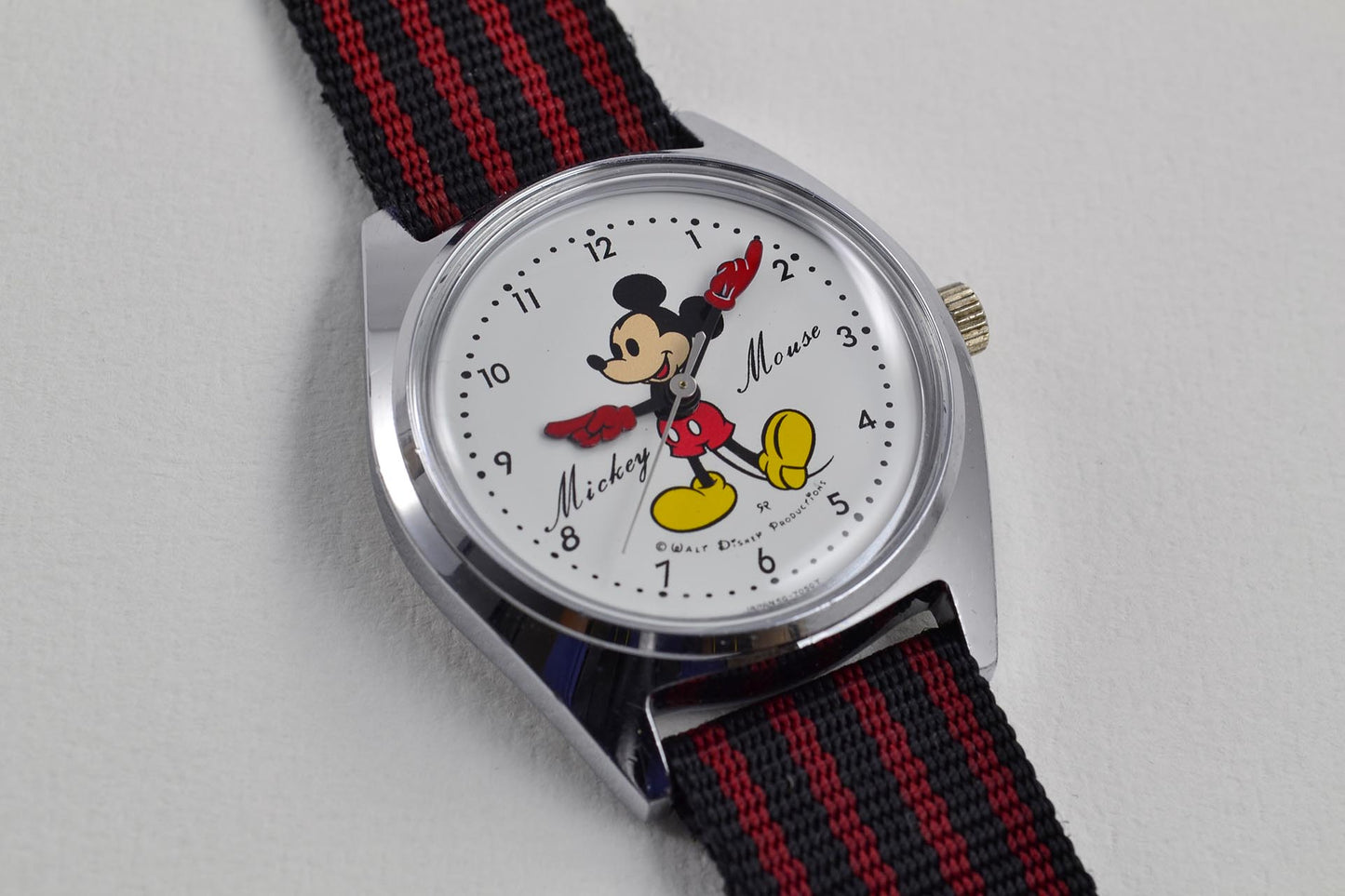 Seiko Mécanique Mickey Mouse Walt Disney vers 1970 - LumeVille
