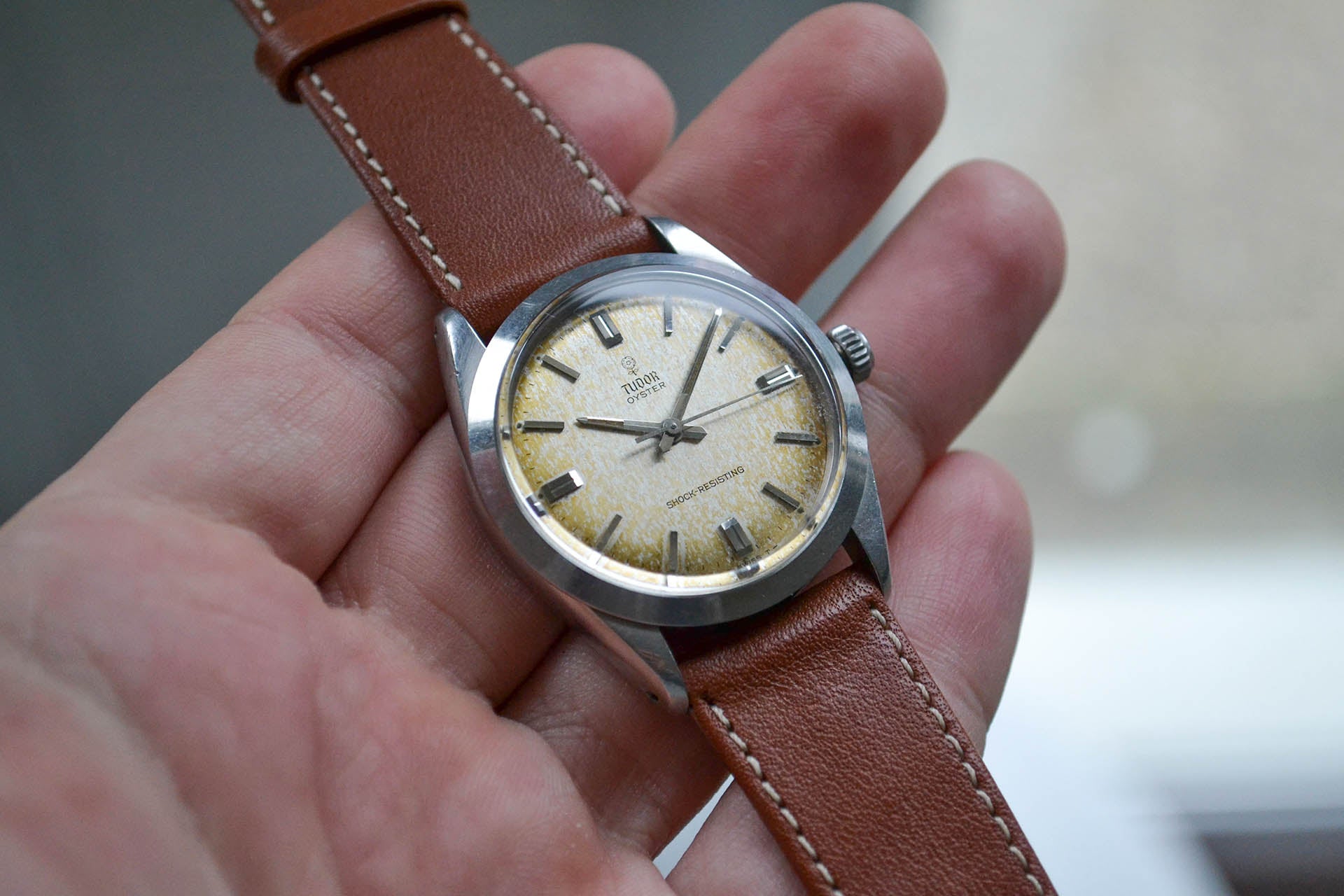 Tudor Oyster 7934 patina lumeville montre vintage rolex