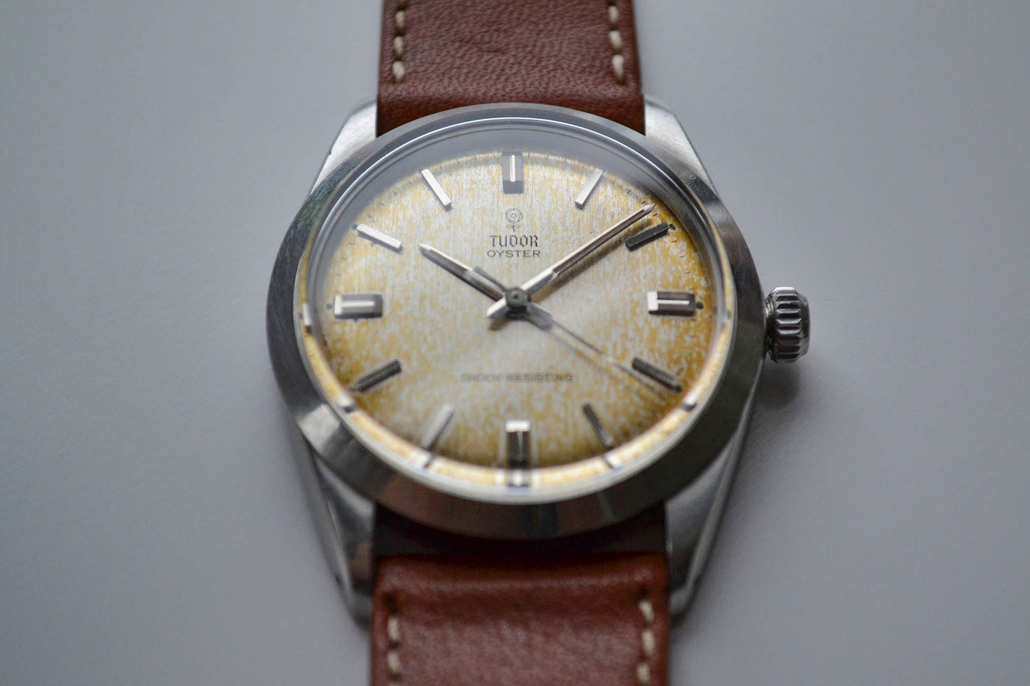 Tudor Oyster 7934 patina lumeville montre vintage rolex