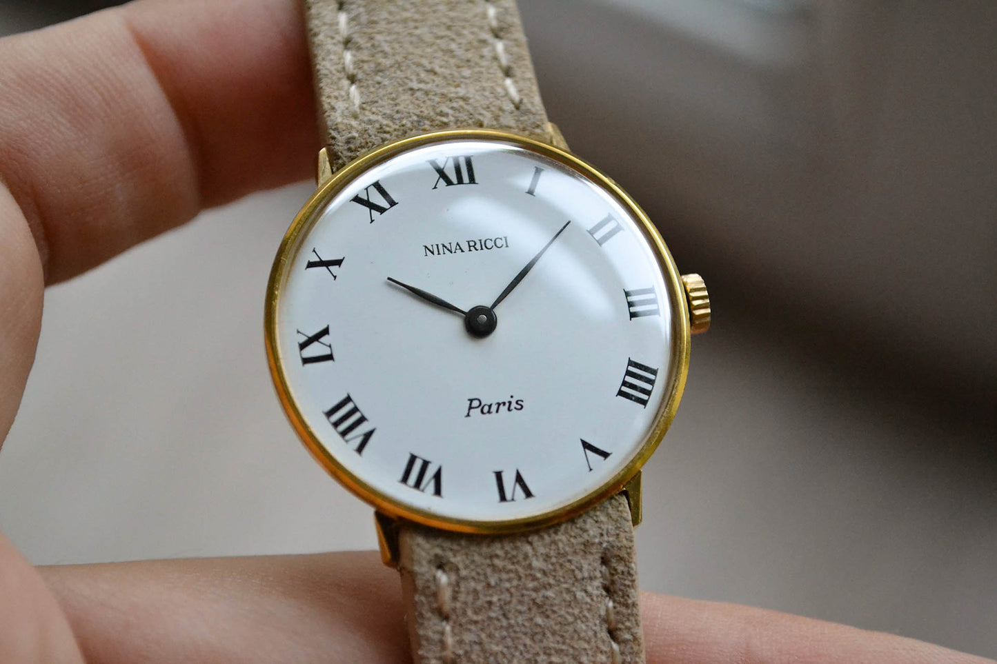 Nina Ricci Lady Mécanique eta 2512 lumeville montre vintage