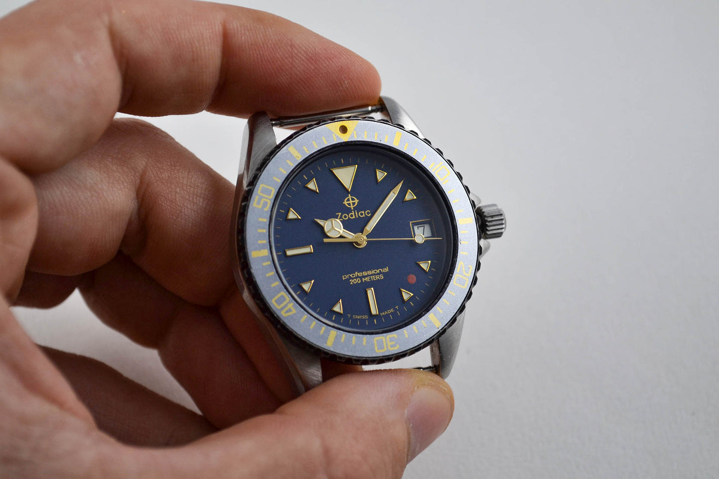 zodiac 113.15.20 Red Dot Diver Blue lumeville montre vintage