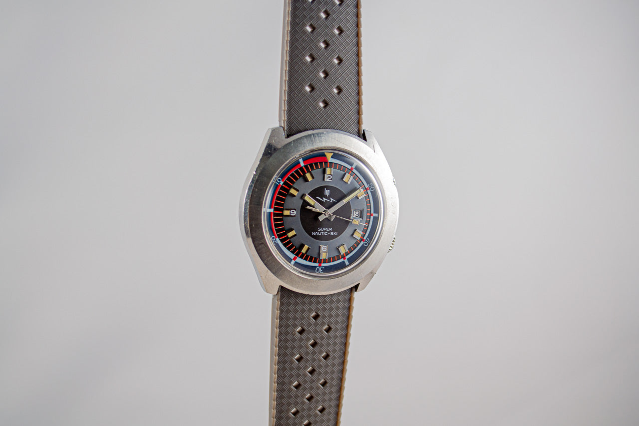 Lip Super Nautic Ski r184 lumeville montre vintage