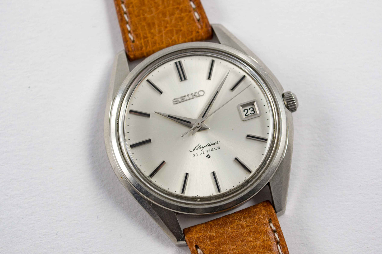 Seiko Skyliner 6102-8000 lumeville montre vintage
