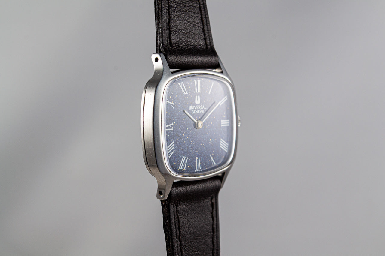 Universal Geneve Lapis lazuli 1-42 lumeville montre vintage