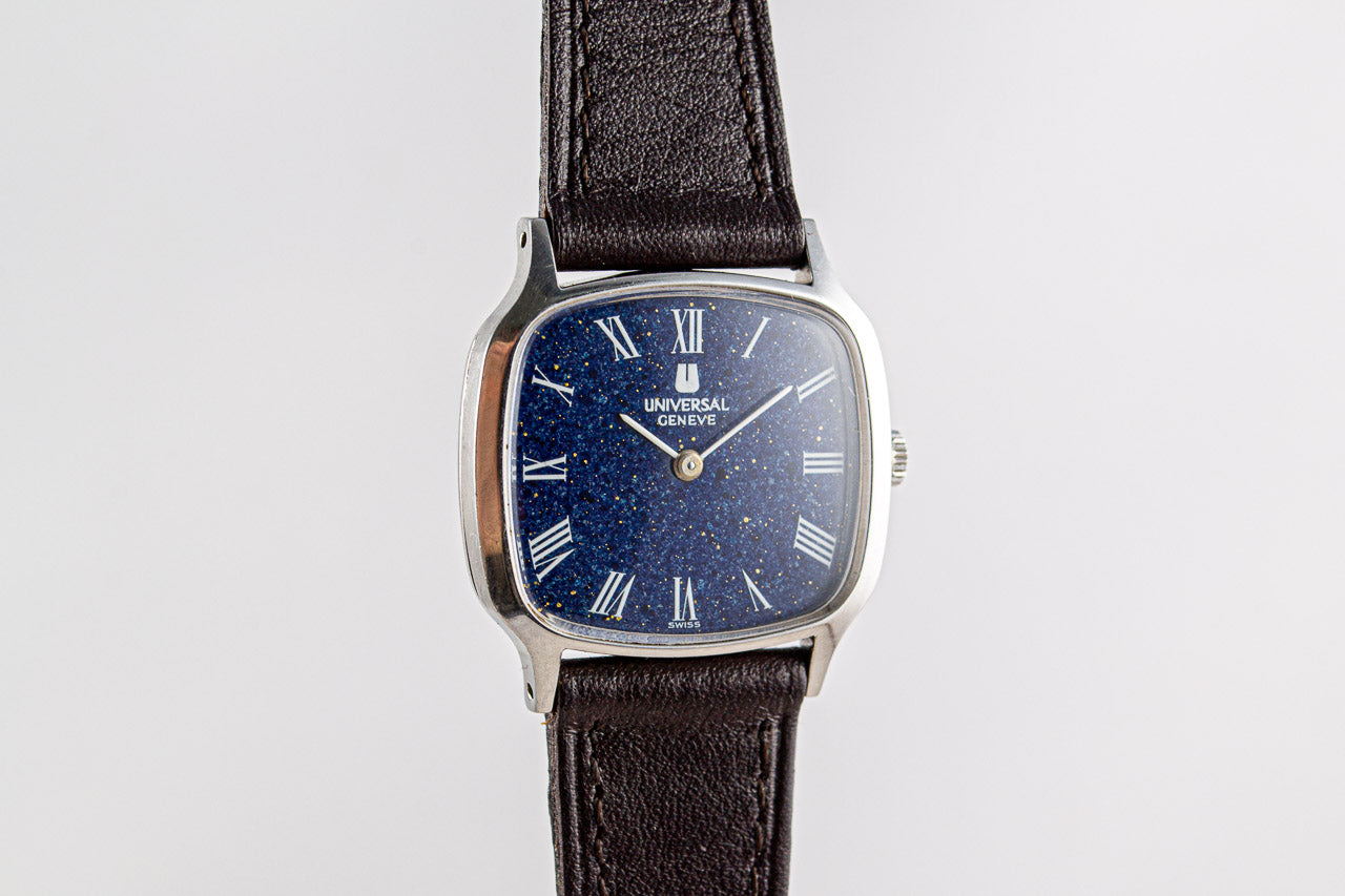 Universal Geneve Lapis lazuli 1-42 lumeville montre vintage