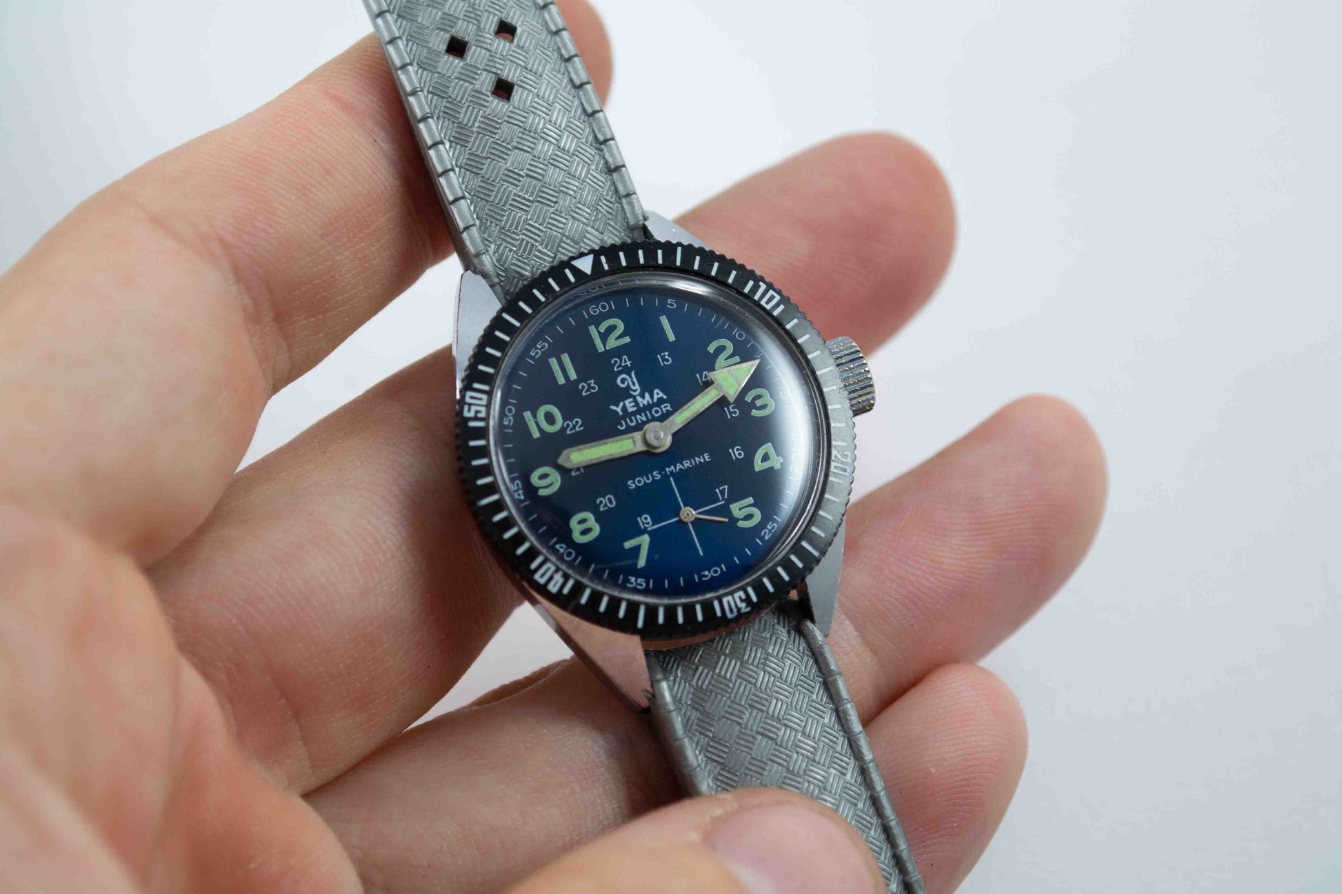 Yema Junior Sous Marine Bleue superman lumeville montre vintage