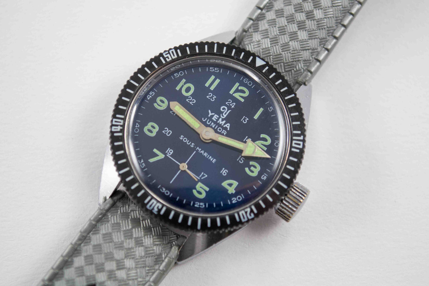 Yema Junior Sous Marine Bleue superman lumeville montre vintage