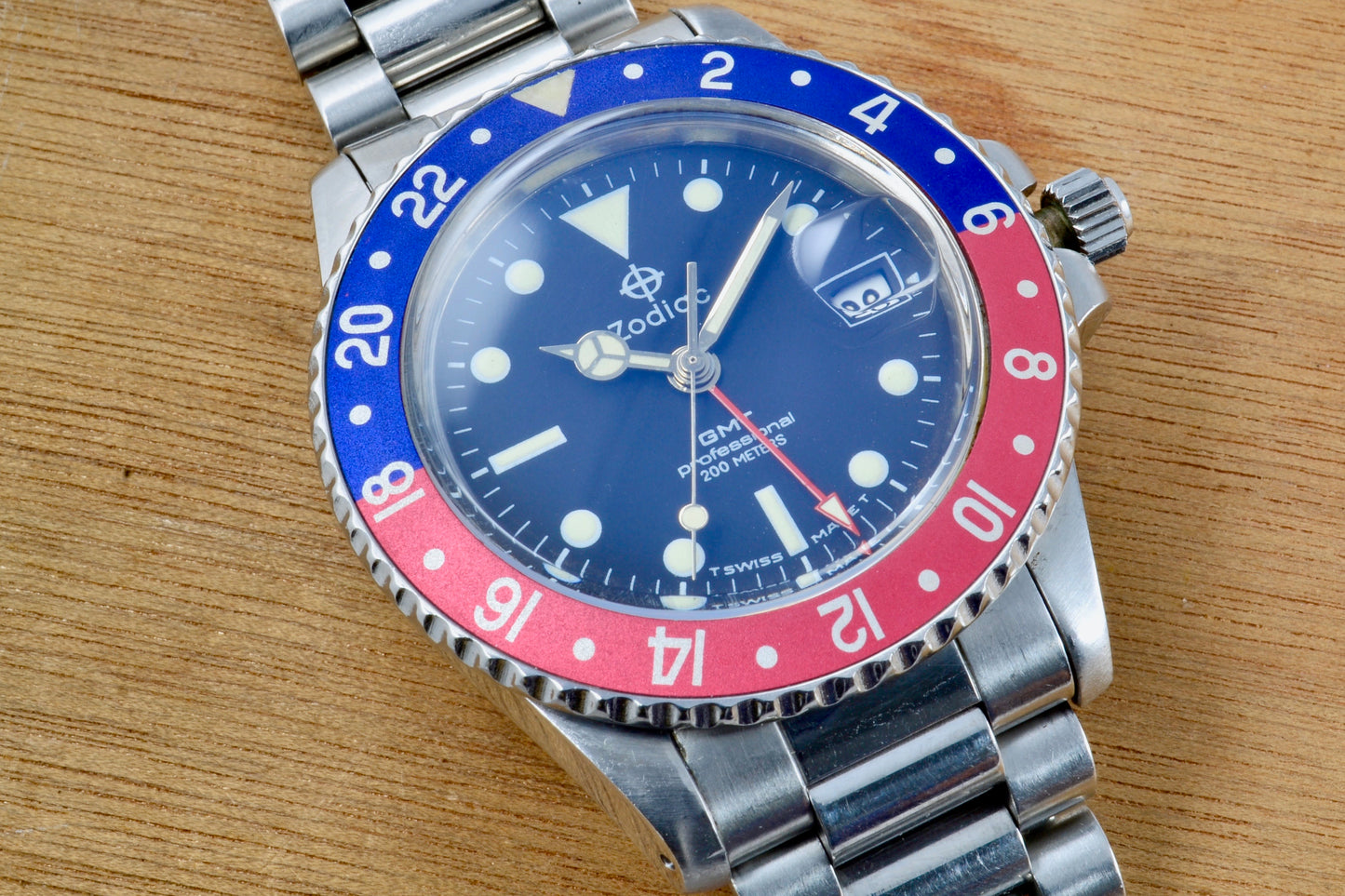 Zodiac GMT Pepsi 806.21.03 vers 1990 - LumeVille