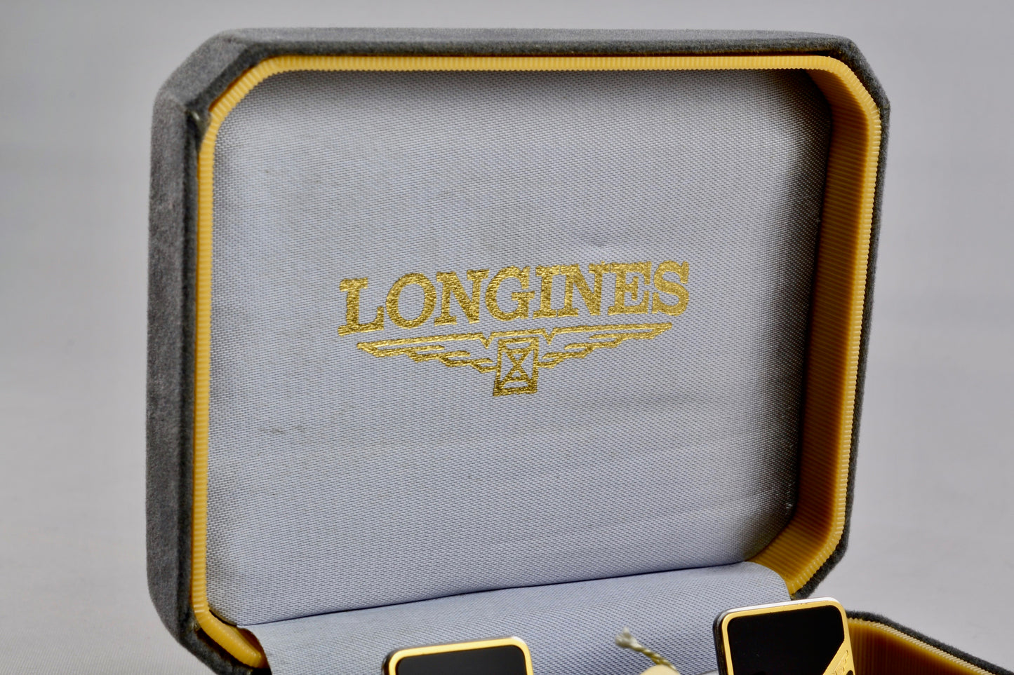 Boutons de manchette Longines pierre d'onyx fin 1980 - LumeVille