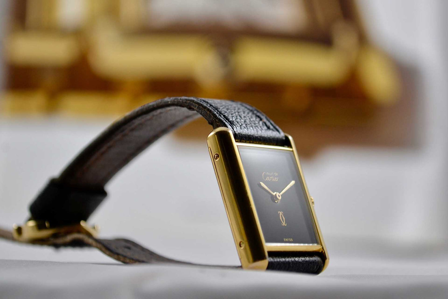 Must de Cartier Tank Homme mécanique onyx vers 1977 - LumeVille