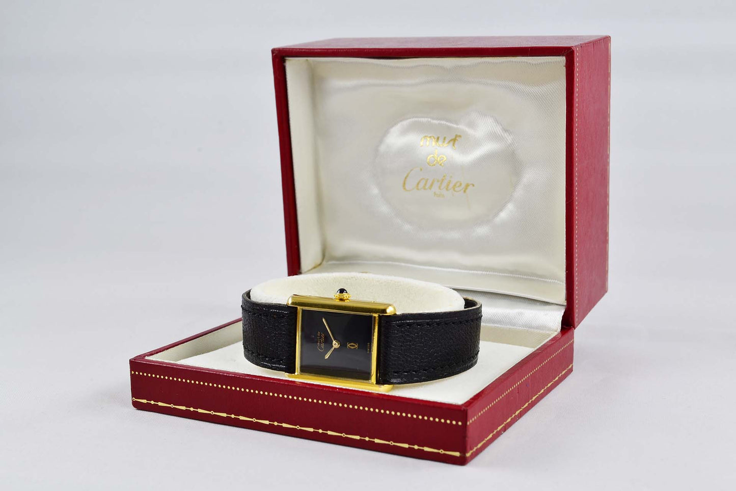 Must de Cartier Tank Homme mécanique onyx vers 1977 - LumeVille