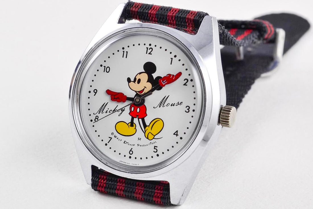 seiko disney time mickey mouse lumeville montre vintage collection horloger