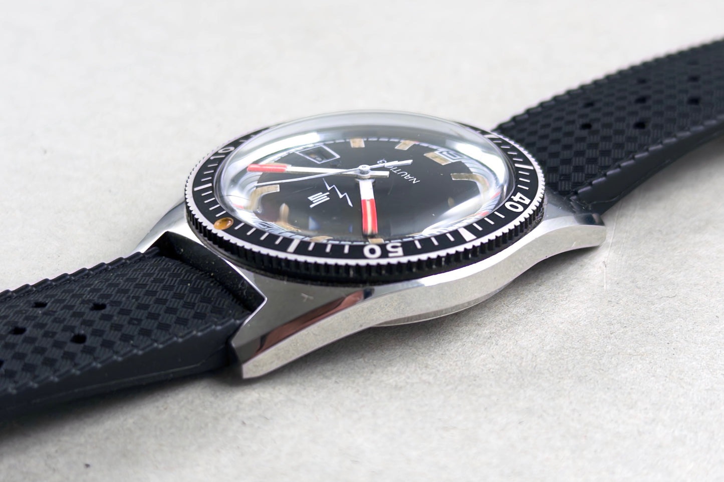 Lip Nautic 3 Diver Electronic r184 lumeville vintage watch