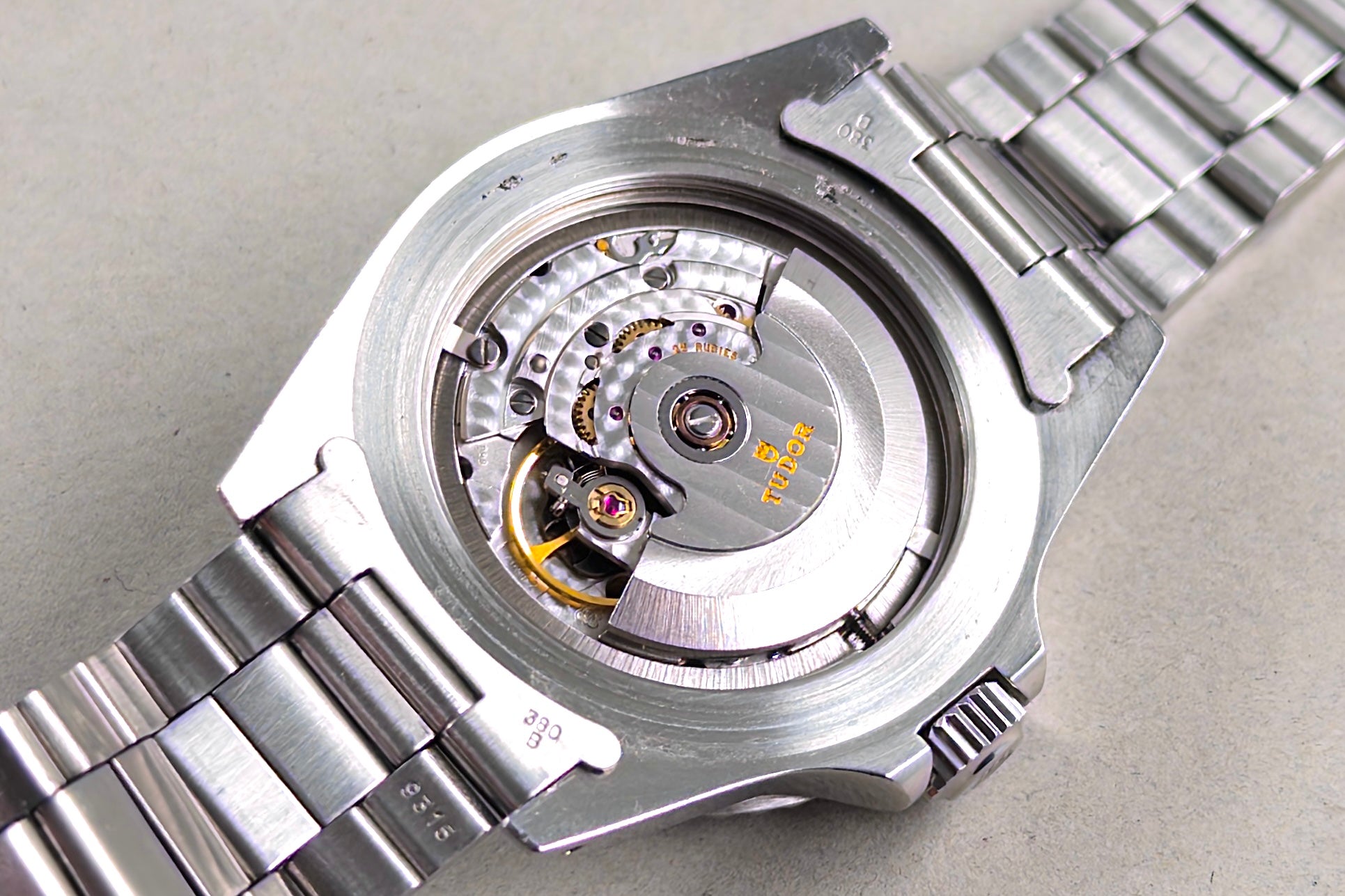 Tudor Submariner ref. 79090 1995 black tritium vintage dive watch Lumeville vintage watch eta 2841-2 kif shock absorber