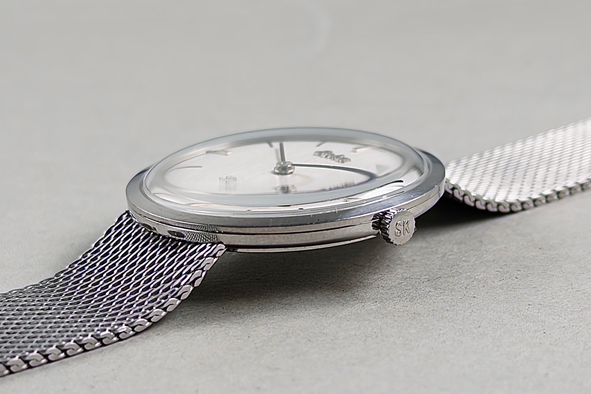 Eska St. Moritz 10-128 ultra-thin dress watch 1960s - vintage Swiss watch