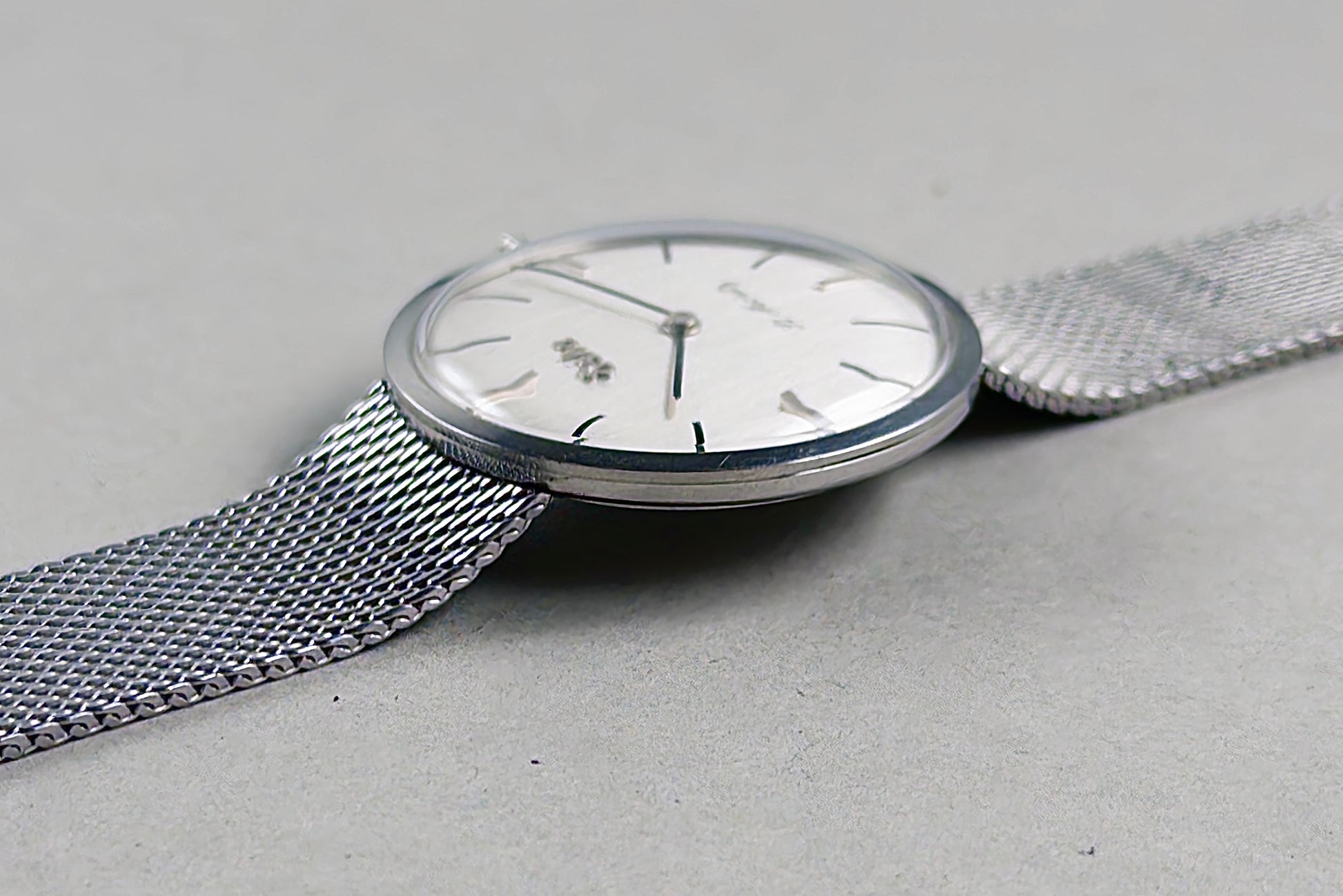 Eska St. Moritz 10-128 ultra-thin dress watch 1960s - vintage Swiss watch